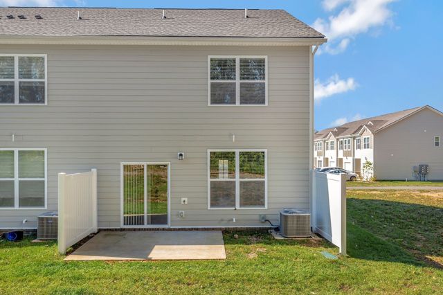 801 Big Bend Ct, White House, TN 37188