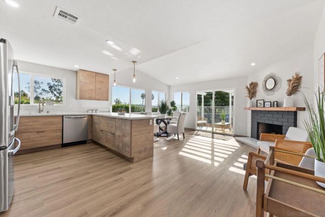 2427 Fieldlane Pl 3, Spring Valley, CA 91977