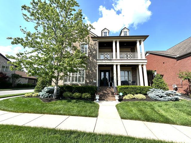 1652 Kelvington Blvd, Gallatin, TN 37066