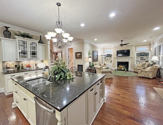 1652 Kelvington Blvd, Gallatin, TN 37066