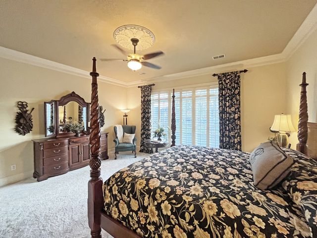 1652 Kelvington Blvd, Gallatin, TN 37066