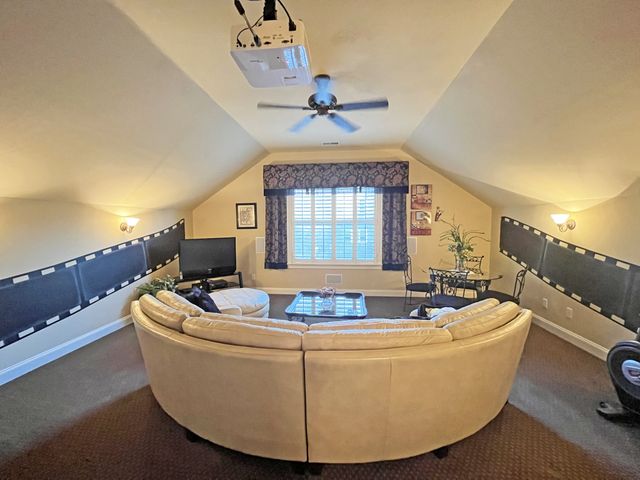 1652 Kelvington Blvd, Gallatin, TN 37066