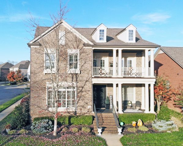 1652 Kelvington Blvd, Gallatin, TN 37066