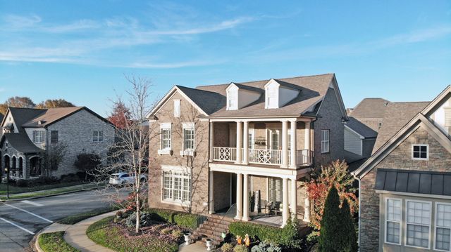1652 Kelvington Blvd, Gallatin, TN 37066