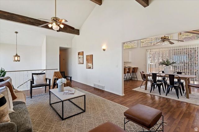 912 N EASTSIDE DR, Layton, UT 84040