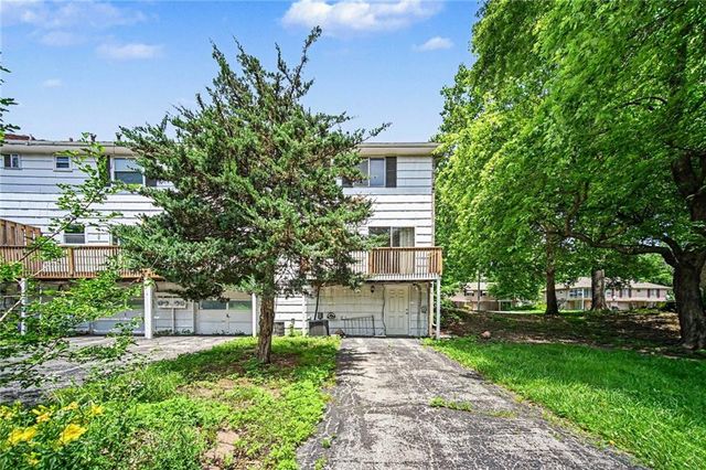 8017 E 88th Street, Kansas City, MO 64138