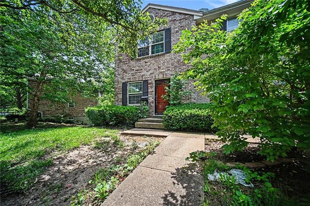 8017 E 88th Street, Kansas City, MO 64138