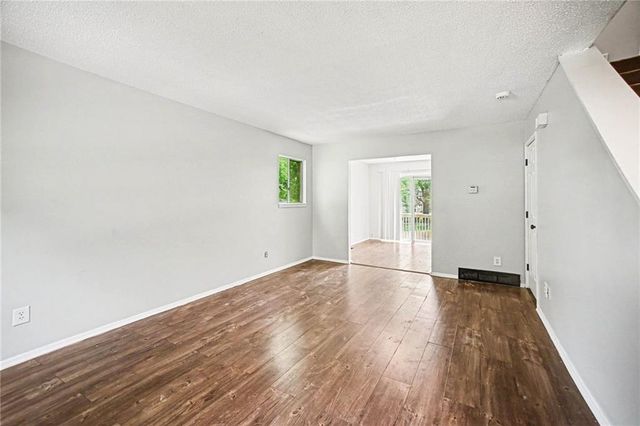 8017 E 88th Street, Kansas City, MO 64138