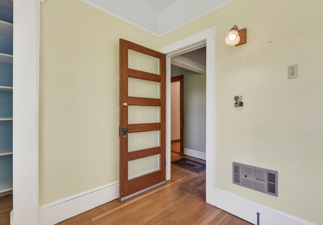 71 Scenic Drive, Ashland, OR 97520