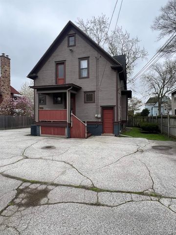 909 S Michigan Avenue, Saginaw, MI 48602
