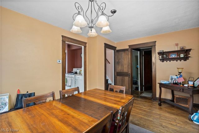 2212 Olive Avenue, Lakewood, OH 44107