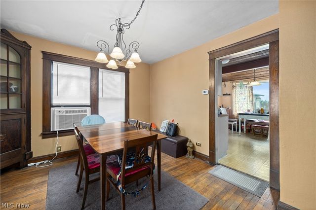 2212 Olive Avenue, Lakewood, OH 44107