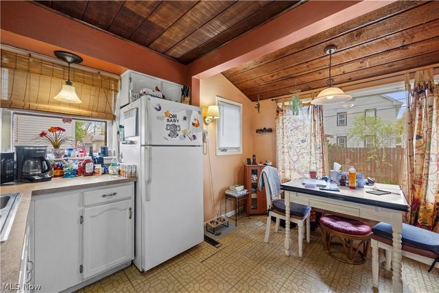 2212 Olive Avenue, Lakewood, OH 44107