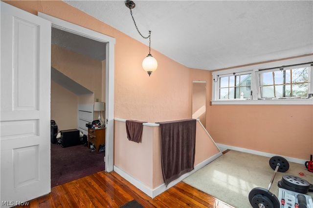 2212 Olive Avenue, Lakewood, OH 44107