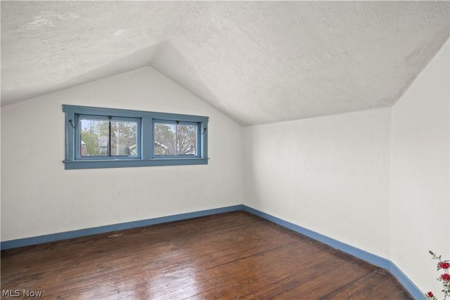 2212 Olive Avenue, Lakewood, OH 44107