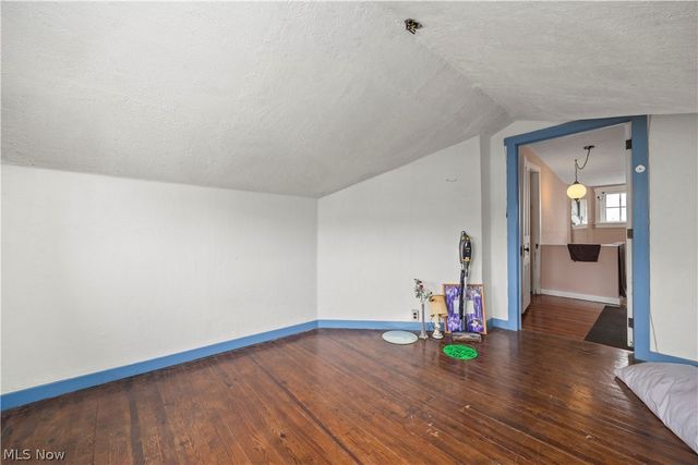 2212 Olive Avenue, Lakewood, OH 44107