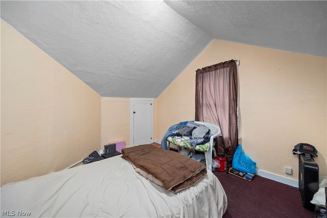 2212 Olive Avenue, Lakewood, OH 44107