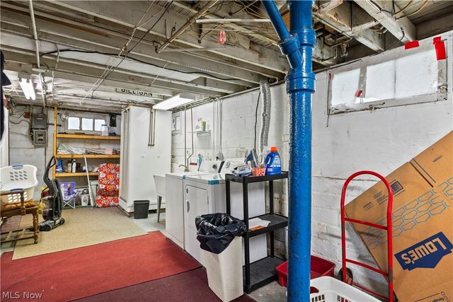 2212 Olive Avenue, Lakewood, OH 44107