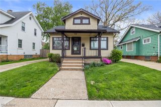 2212 Olive Avenue, Lakewood, OH 44107