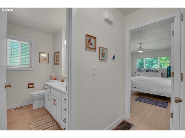 14970 Ne ROSE Pkwy, Portland, OR 97230