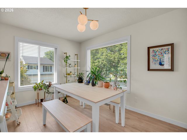 14970 Ne ROSE Pkwy, Portland, OR 97230