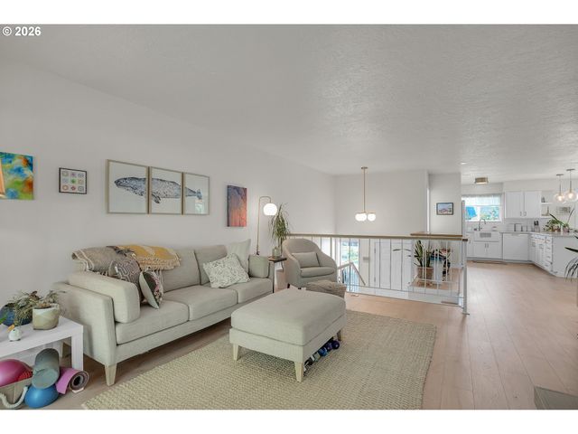 14970 Ne ROSE Pkwy, Portland, OR 97230