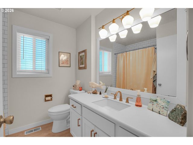 14970 Ne ROSE Pkwy, Portland, OR 97230