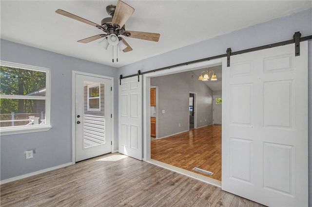 21 Thackery Lane, Bella Vista, AR 72714