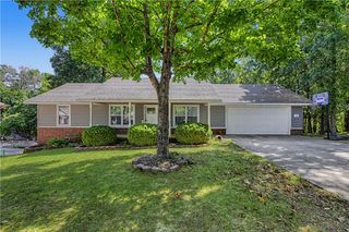 21 Thackery Lane, Bella Vista, AR 72714