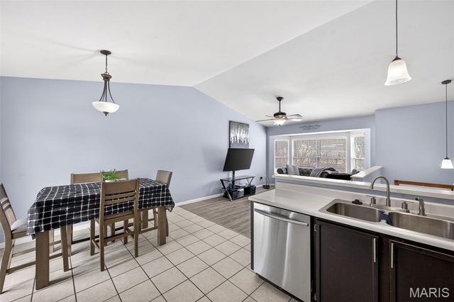 654 Glenshee Drive, Wentzville, MO 63385