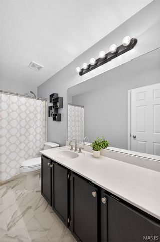 654 Glenshee Drive, Wentzville, MO 63385