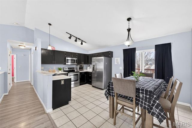 654 Glenshee Drive, Wentzville, MO 63385