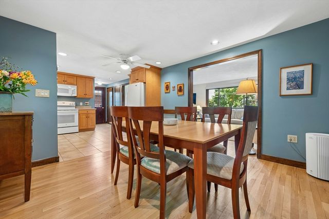 38 Albemarle Ave, Lexington, MA 02420