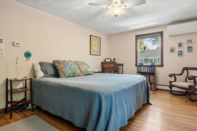 38 Albemarle Ave, Lexington, MA 02420