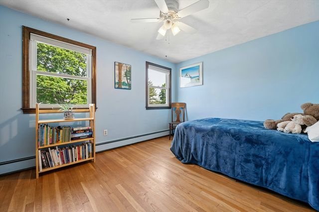 38 Albemarle Ave, Lexington, MA 02420