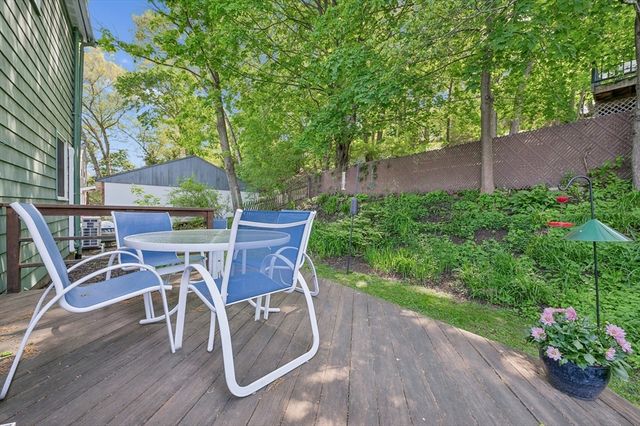 38 Albemarle Ave, Lexington, MA 02420