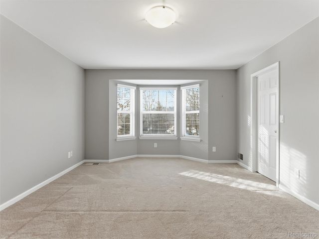 6573 Summit Ridge Court, Independence Charter Township, MI 48346