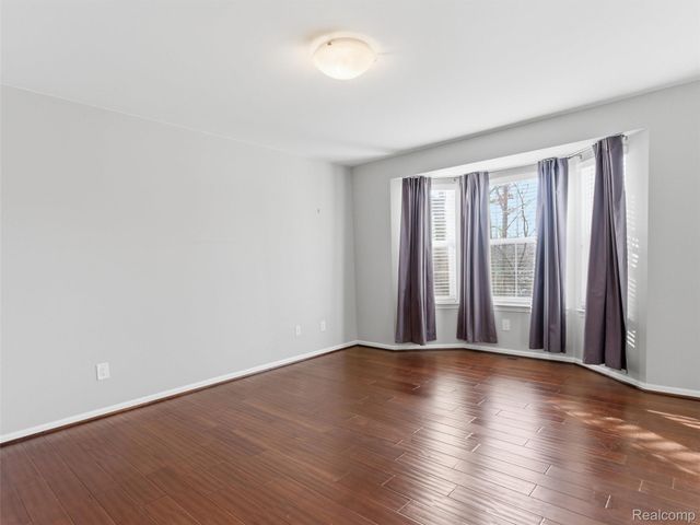6573 Summit Ridge Court, Independence Charter Township, MI 48346