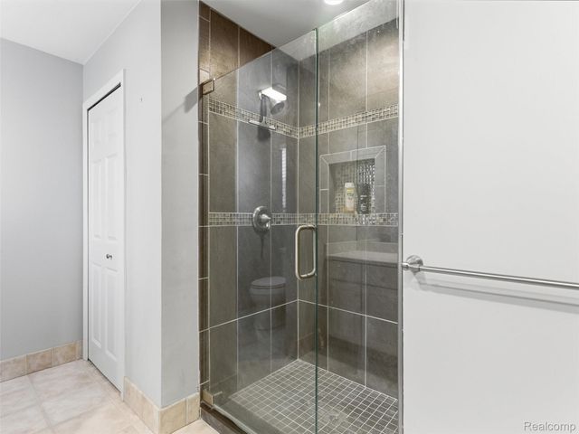 6573 Summit Ridge Court, Independence Charter Township, MI 48346