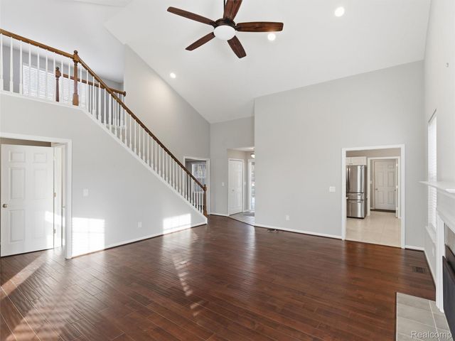 6573 Summit Ridge Court, Independence Charter Township, MI 48346