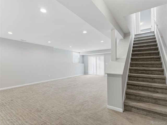 6573 Summit Ridge Court, Independence Charter Township, MI 48346
