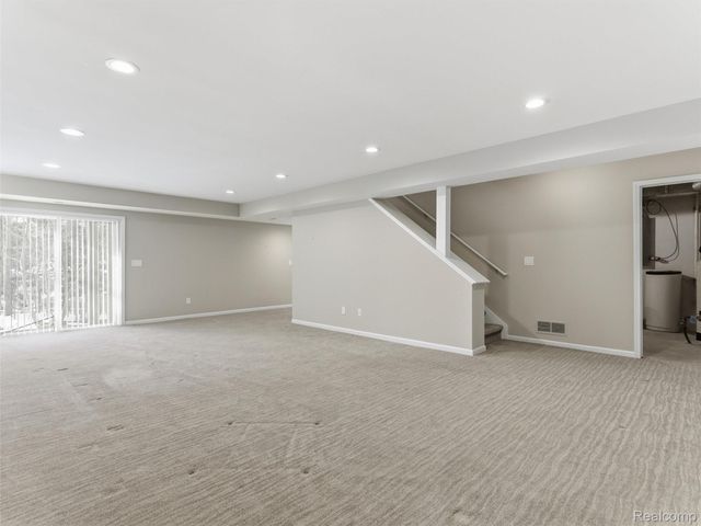 6573 Summit Ridge Court, Independence Charter Township, MI 48346