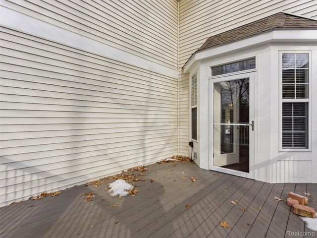 6573 Summit Ridge Court, Independence Charter Township, MI 48346