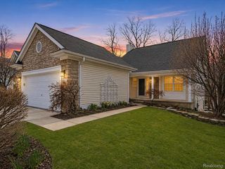 6573 Summit Ridge Court, Independence Charter Township, MI 48346