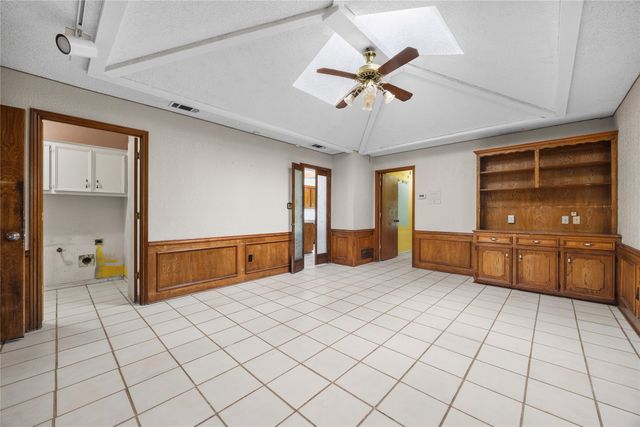 2539 Quail Glen Road, Carrollton, TX 75006