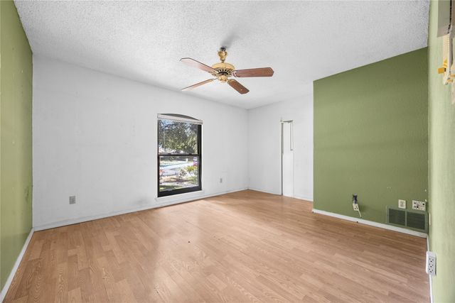 2539 Quail Glen Road, Carrollton, TX 75006