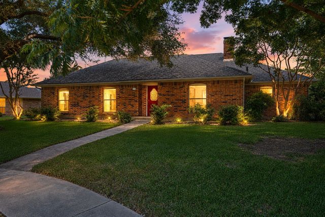 2539 Quail Glen Road, Carrollton, TX 75006