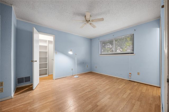 2539 Quail Glen Road, Carrollton, TX 75006