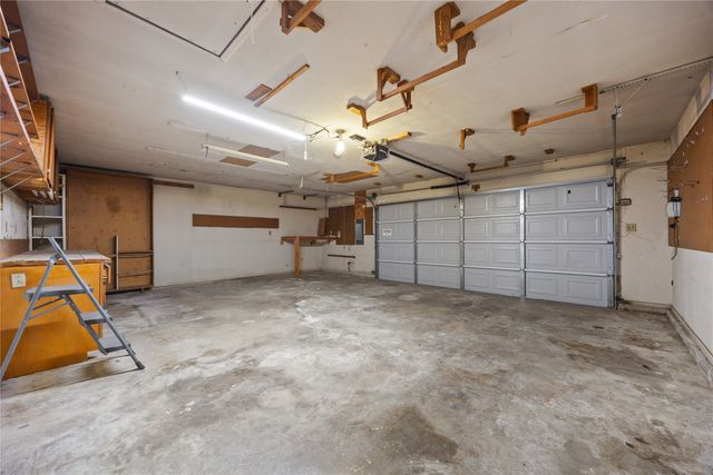 2539 Quail Glen Road, Carrollton, TX 75006
