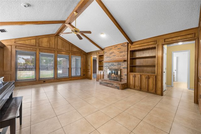 2539 Quail Glen Road, Carrollton, TX 75006